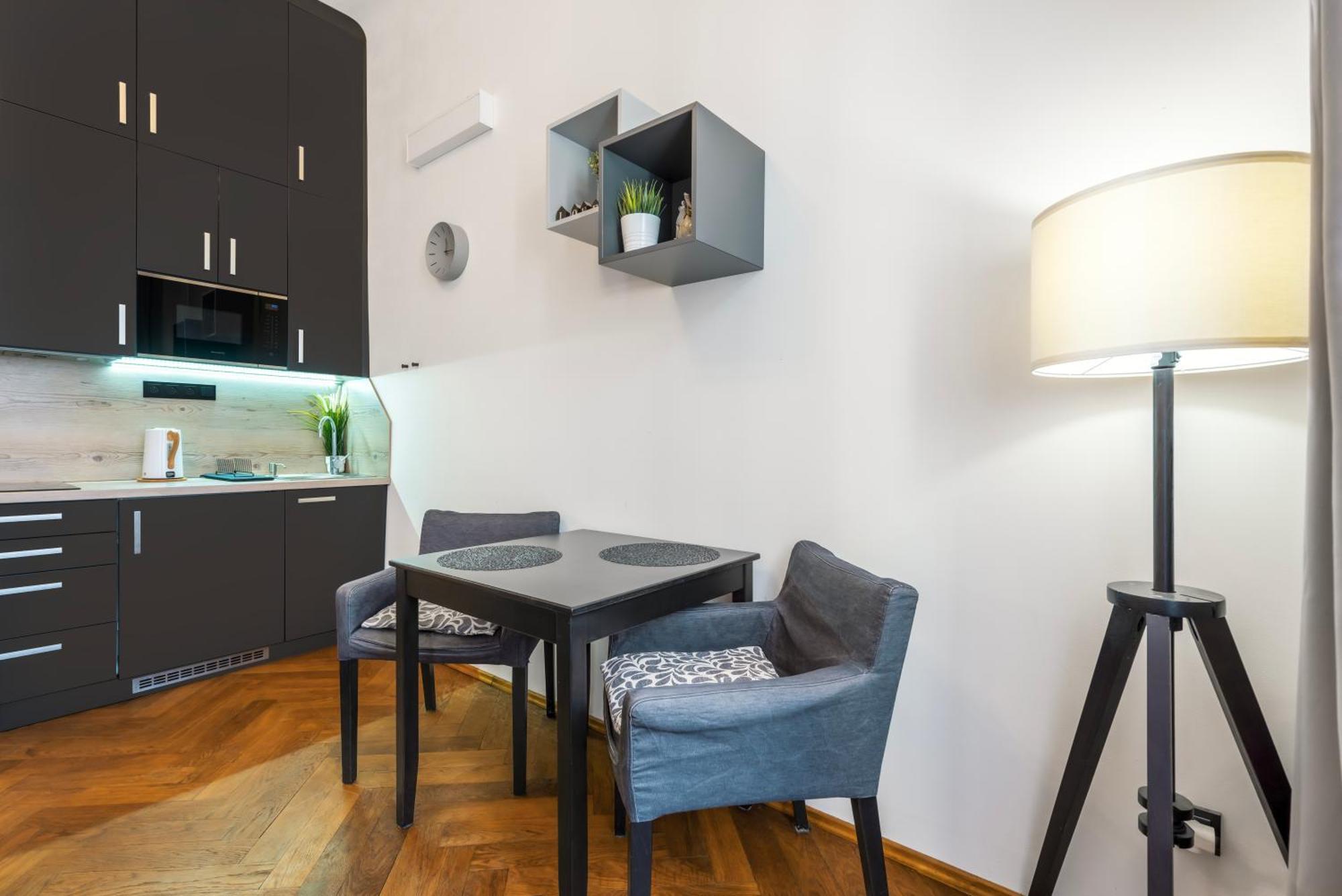 Awesome Stay Studios Prague Exterior photo